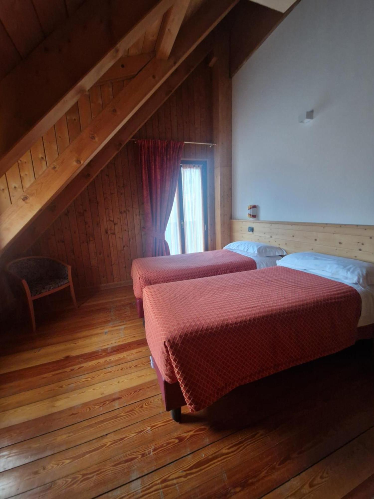 Hotel Raibl E Appartamenti タルヴィージオ エクステリア 写真
