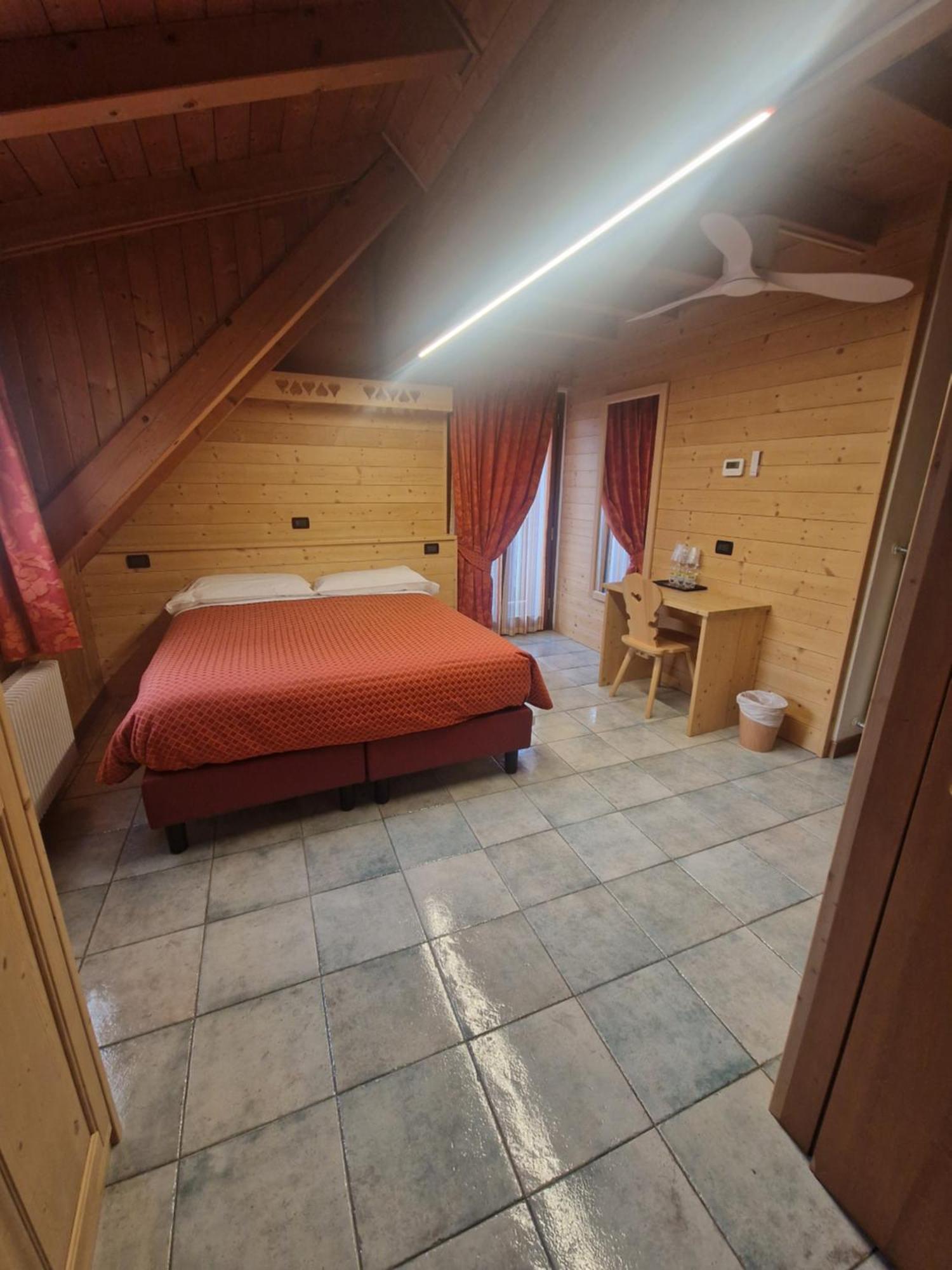 Hotel Raibl E Appartamenti タルヴィージオ エクステリア 写真