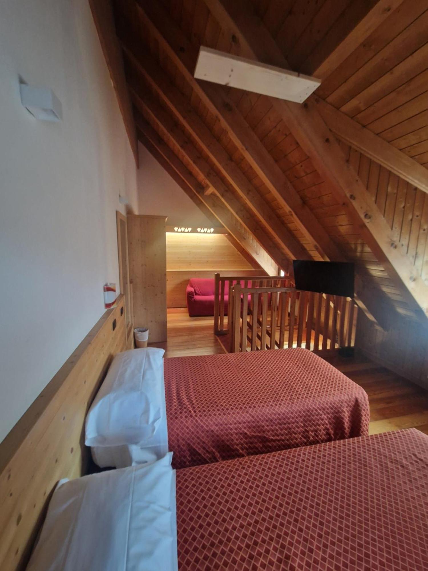Hotel Raibl E Appartamenti タルヴィージオ エクステリア 写真