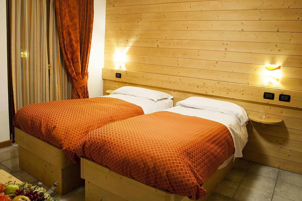 Hotel Raibl E Appartamenti タルヴィージオ エクステリア 写真